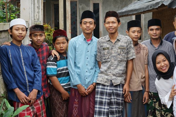 Yaici Berbagi ke Taman Baca Al-Quran Kp Pagutan, Desa Rumpin, Kabupaten Bogor, Jawa Barat